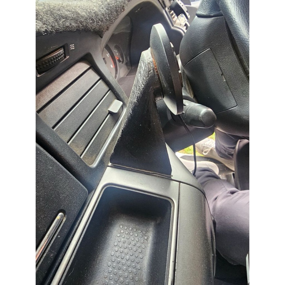 Nissan Patrol GU Y61 S4 telefon tutucusu görsel 3