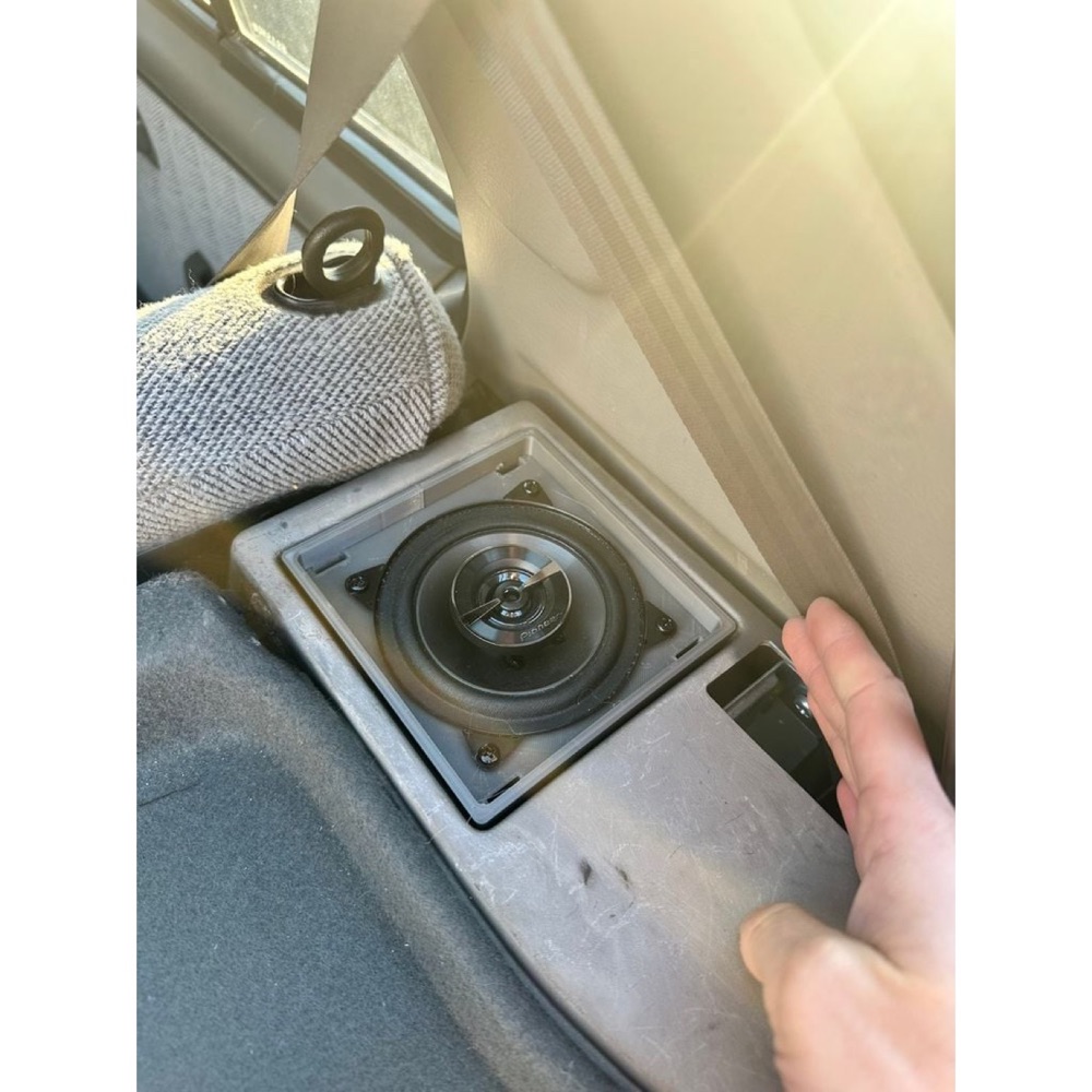 Nissan Micra/March (K10) arka hoparlör kutusu (4 inç) görsel 2