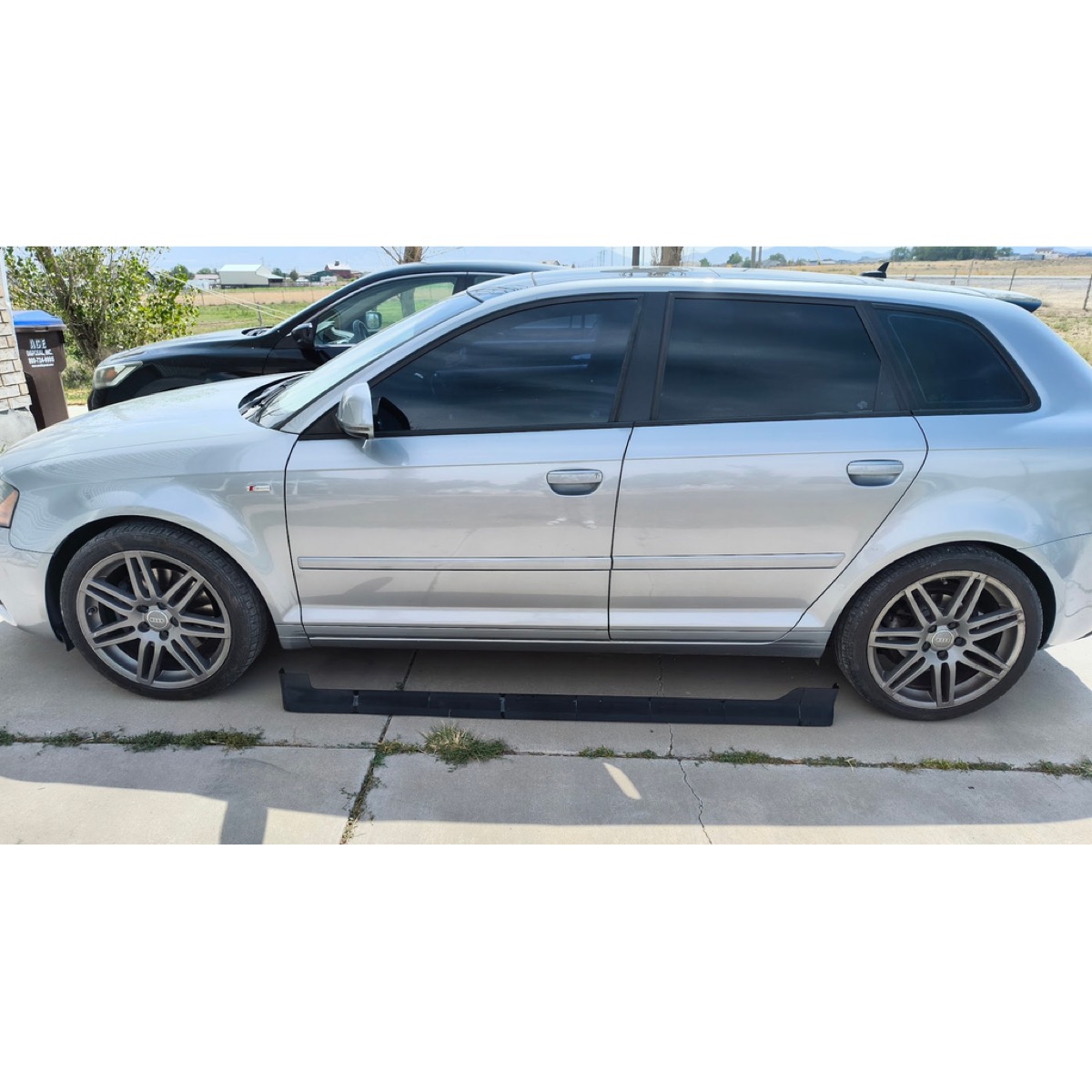 Audi A3 8P Marşpiyel Seti görsel 4