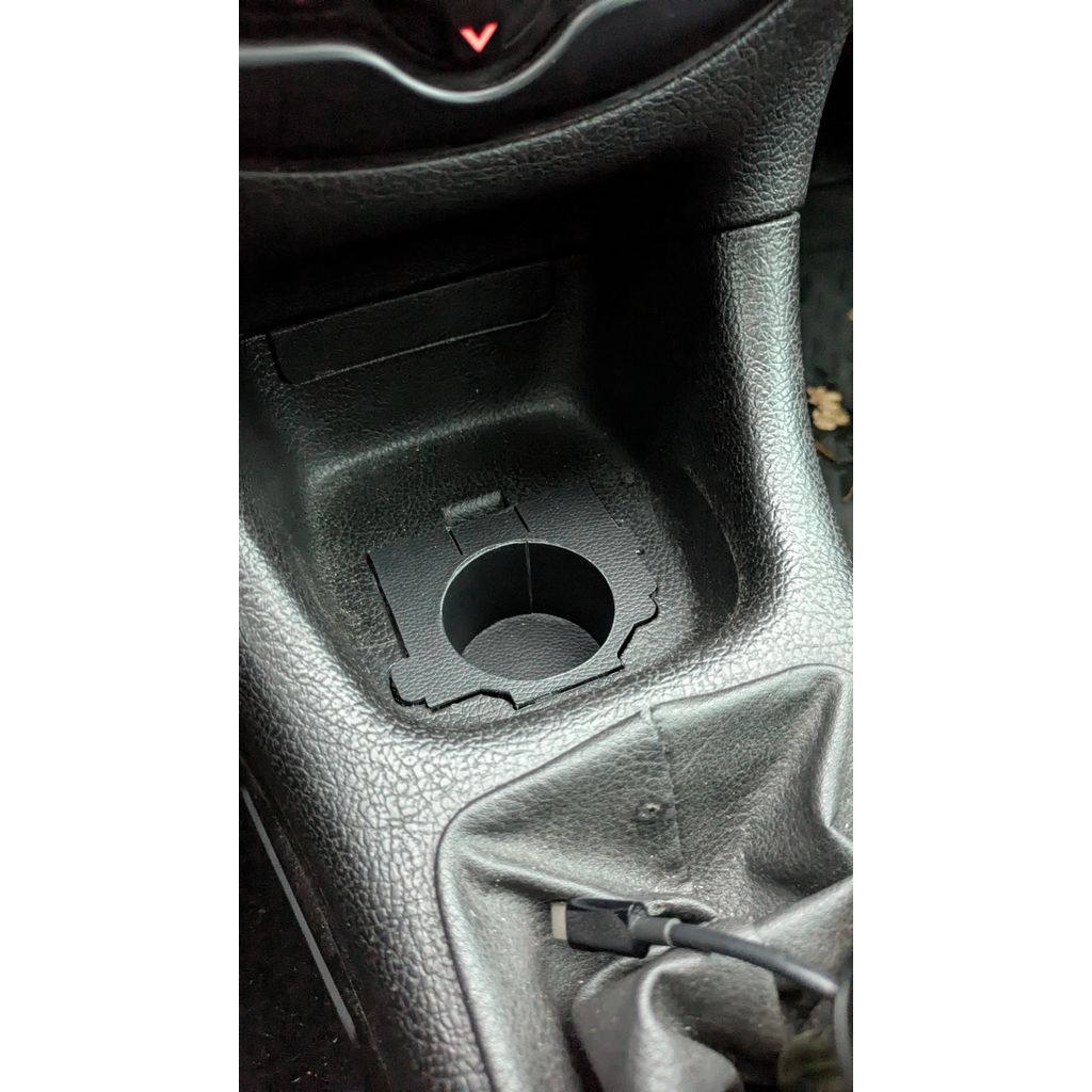 Peugeot 206 Bardaklık (Küllük Yerine) görsel 2