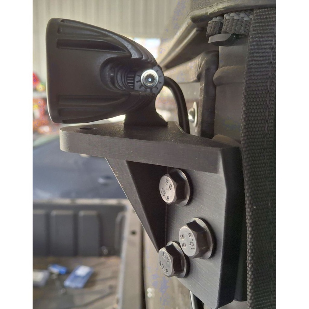 CFMoto UForce 1000 Arka Far Bağlantı Braketi görsel 3