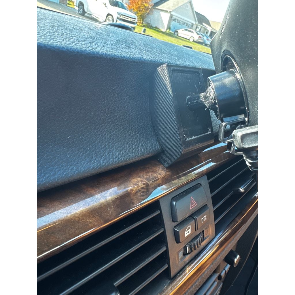 Torpido 17mm Top Mesnet Montajı (BMW E90 Uyumlu, Garmin Uyumlu)