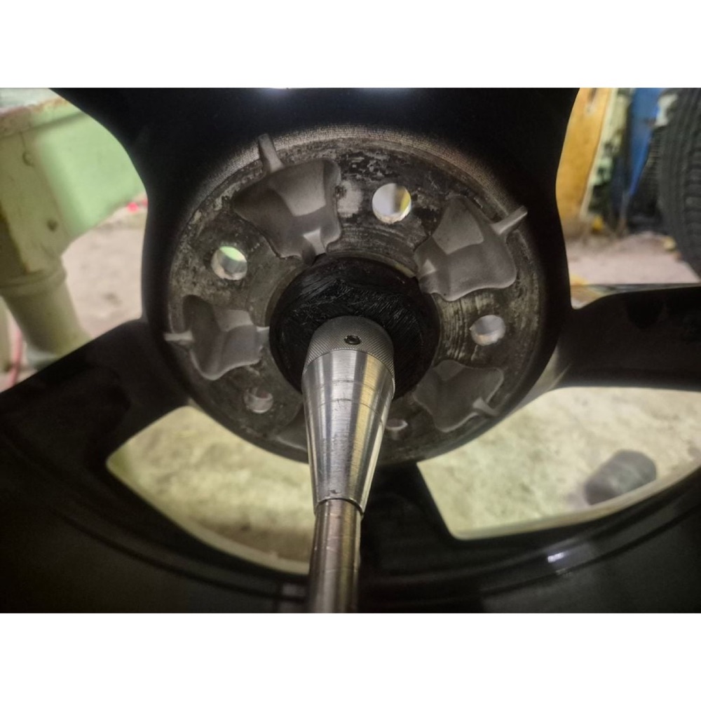 Kia EV6 Jant Merkezleme Aparatı görsel 3