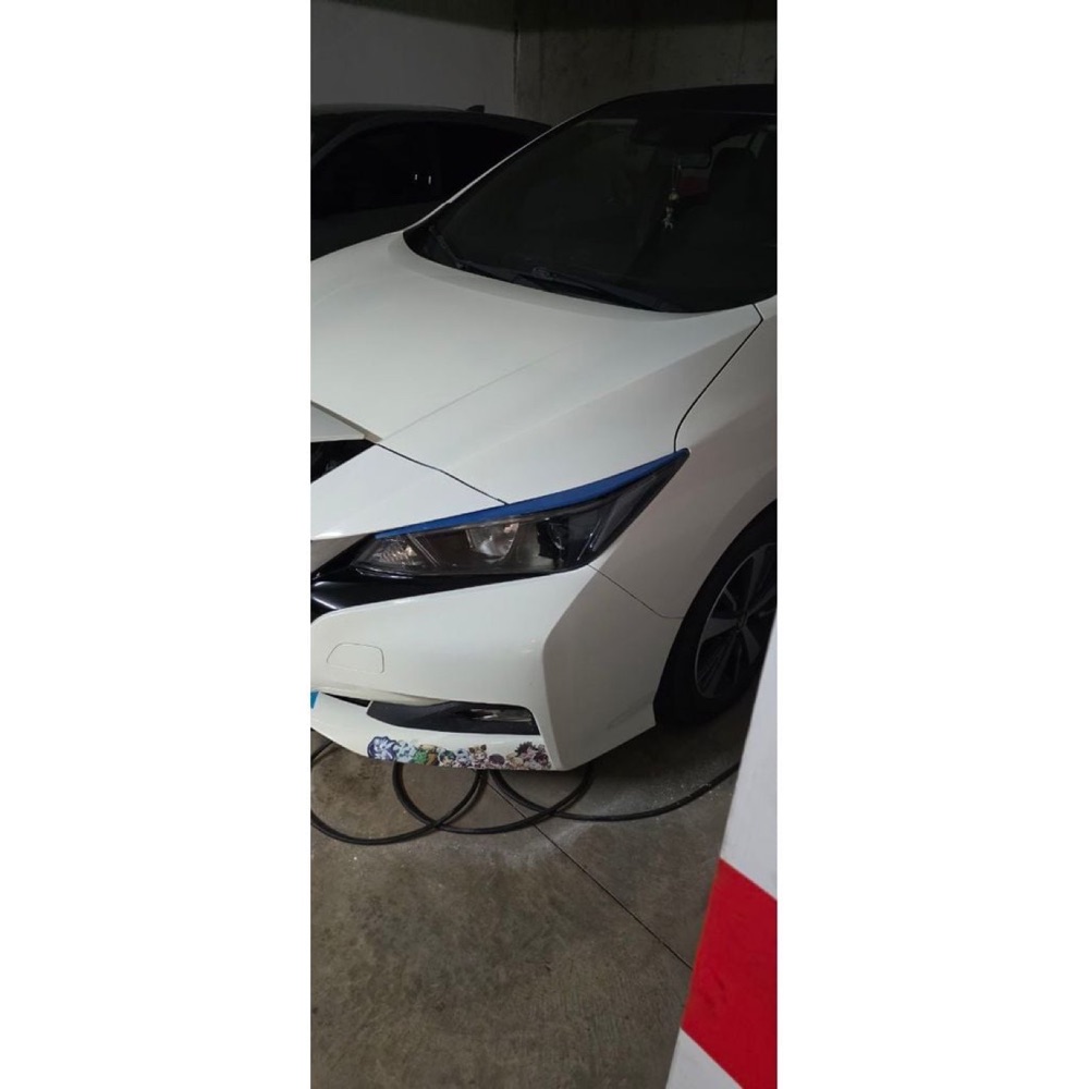 Nissan Leaf far tutturma tırnağı