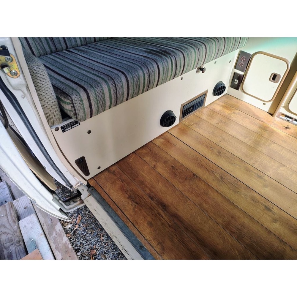 VW Vanagon Dizel Isıtıcı İç Hava Girişi Kapak görsel 2