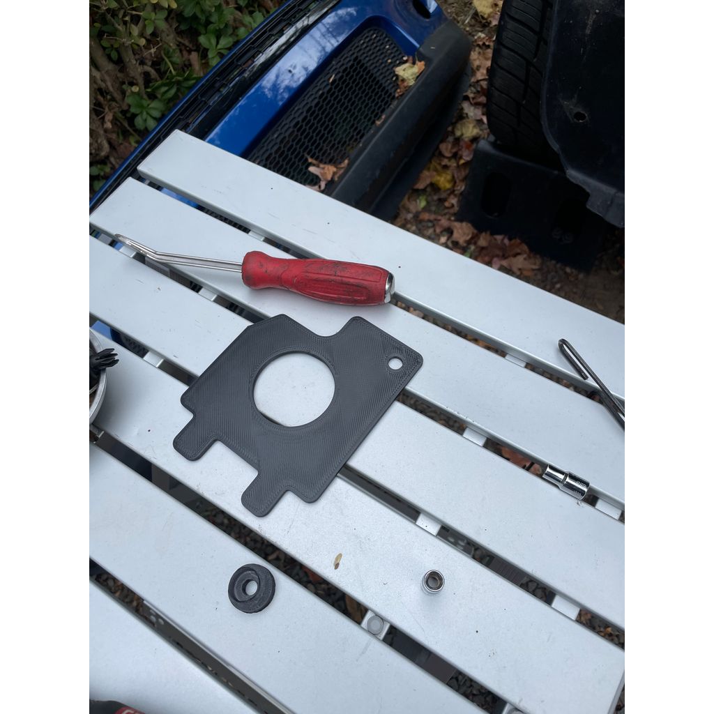 MINI Cooper R50/R52/R53 Radyatör Mesafe Plakası