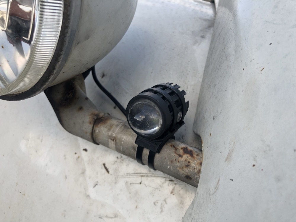 Citroën 2CV Far Barı Ek Lamba Kelepçesi görsel 2