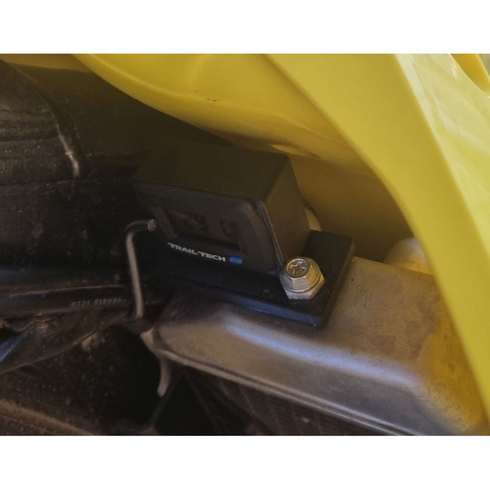 Suzuki DR-Z400E Trail Tech Sıcaklık Göstergesi Tutucusu görsel 2