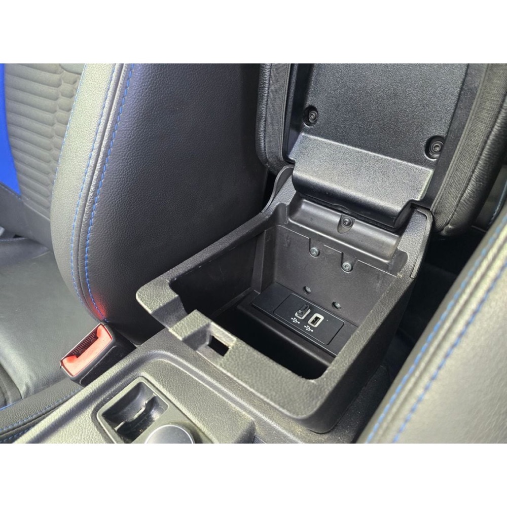 Ford Focus (2012-2014) Orta Konsol Tepsisi görsel 7