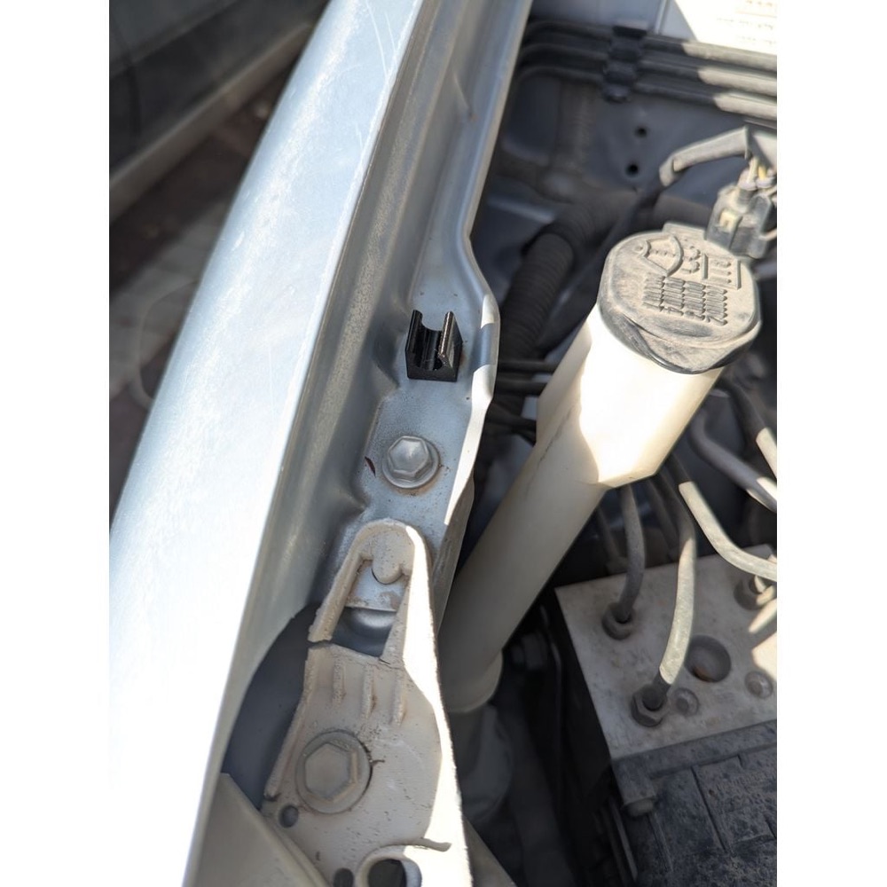 Toyota Corolla Kaput İstinat Çubuğu Klipsi (2006) görsel 2