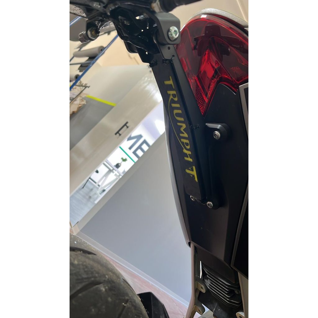 Triumph Speed Triple 1200 RS Plaka Altı Kapağı görsel 2