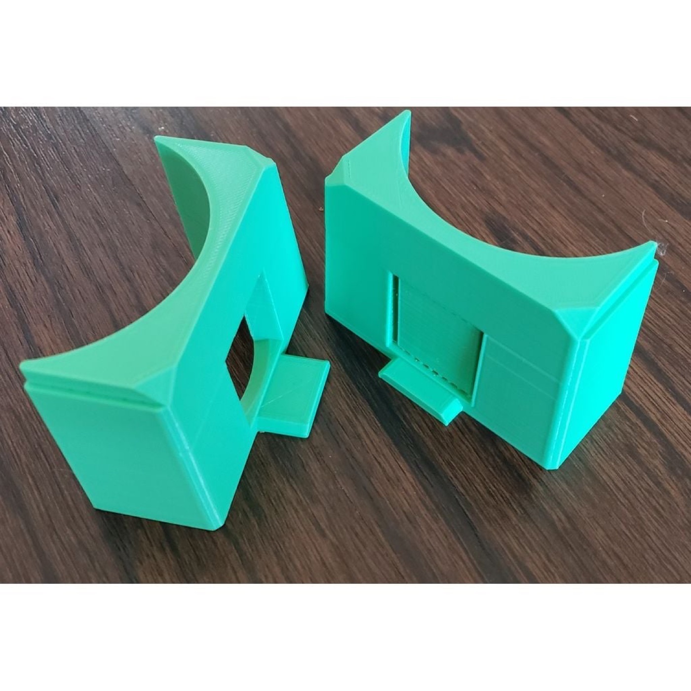 Subaru Forester Bardaklık Adaptörü (Kısa Tırnaklı)