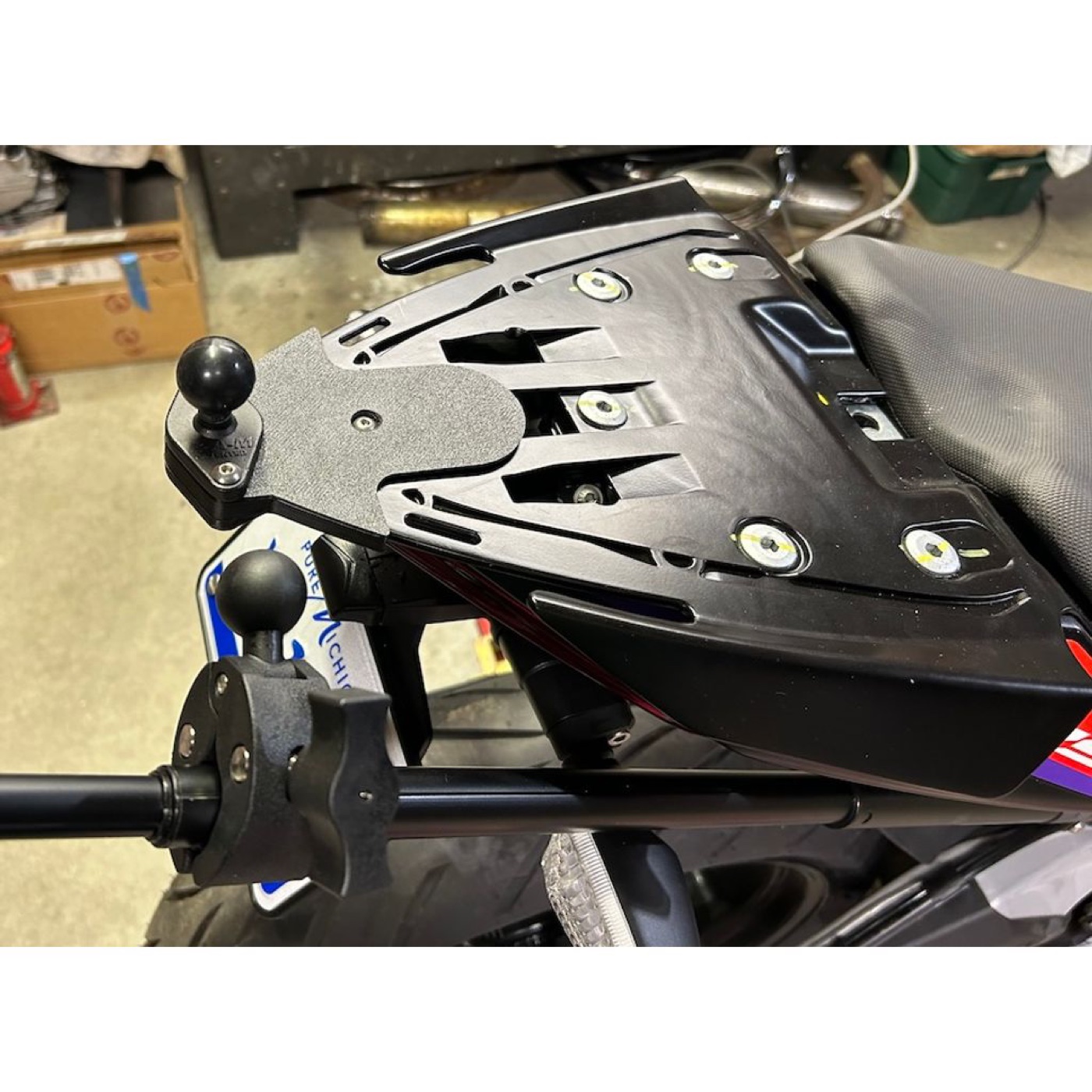 Aprilia RS457 Insta360 Kamera Montajı görsel 2
