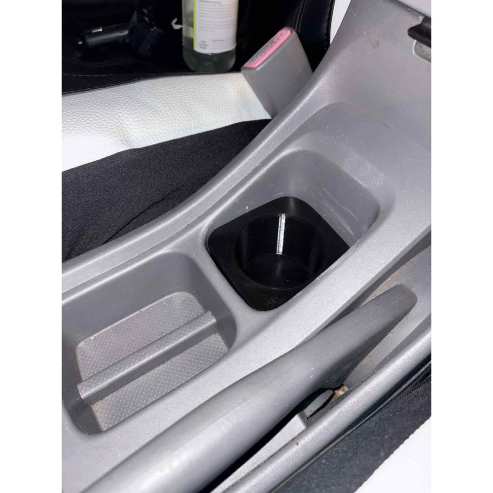 Toyota Hilux N70 Orta Konsol Bardaklık