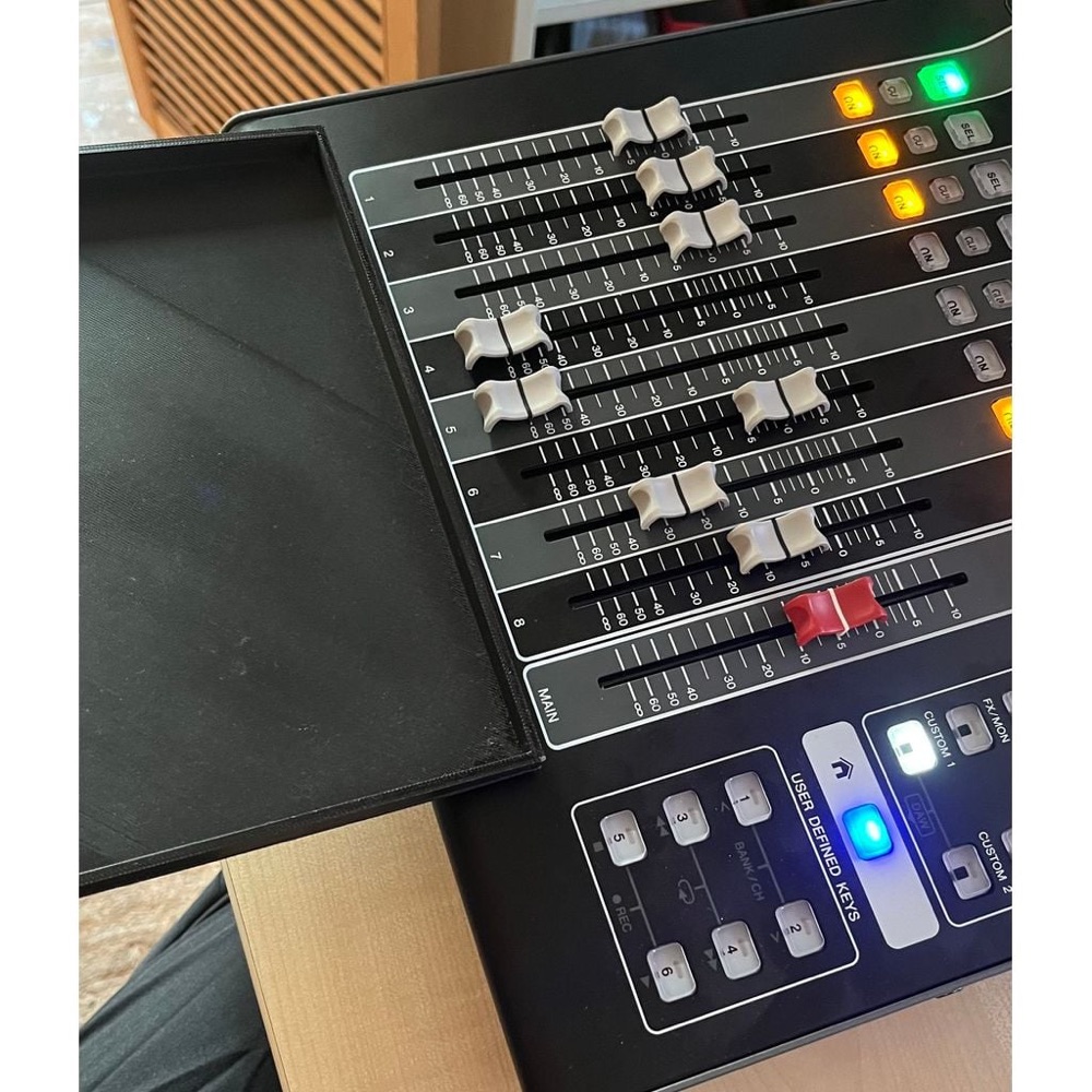 Yamaha DM3 / DM3S Mikser Toz Kapağı görsel 3