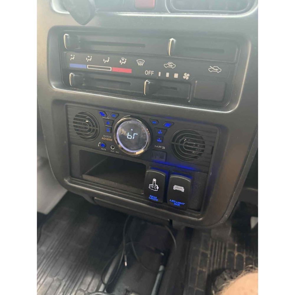 Suzuki Carry Anahtar Düğmesi Paneli