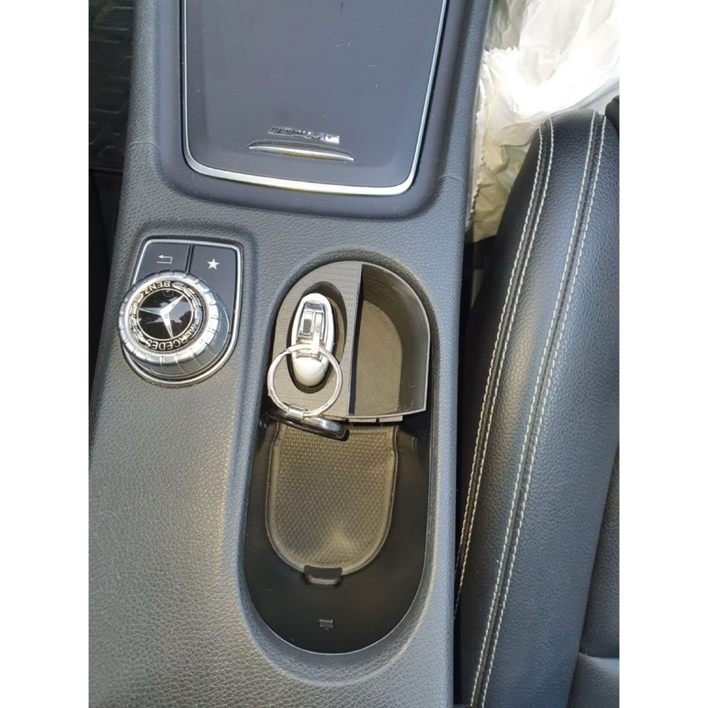 Mercedes GLA Konsol Anahtar Organizeri (Çift Bölmeli) görsel 5