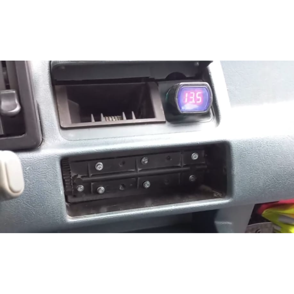 Renault 5 / Express Hava Çıkış Kapağı