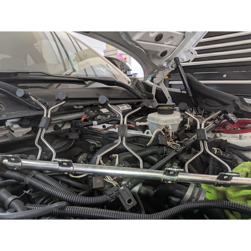 Yakıt Rayı Kapağı Seti (BMW N55 Motor Uyumlu) görsel 2