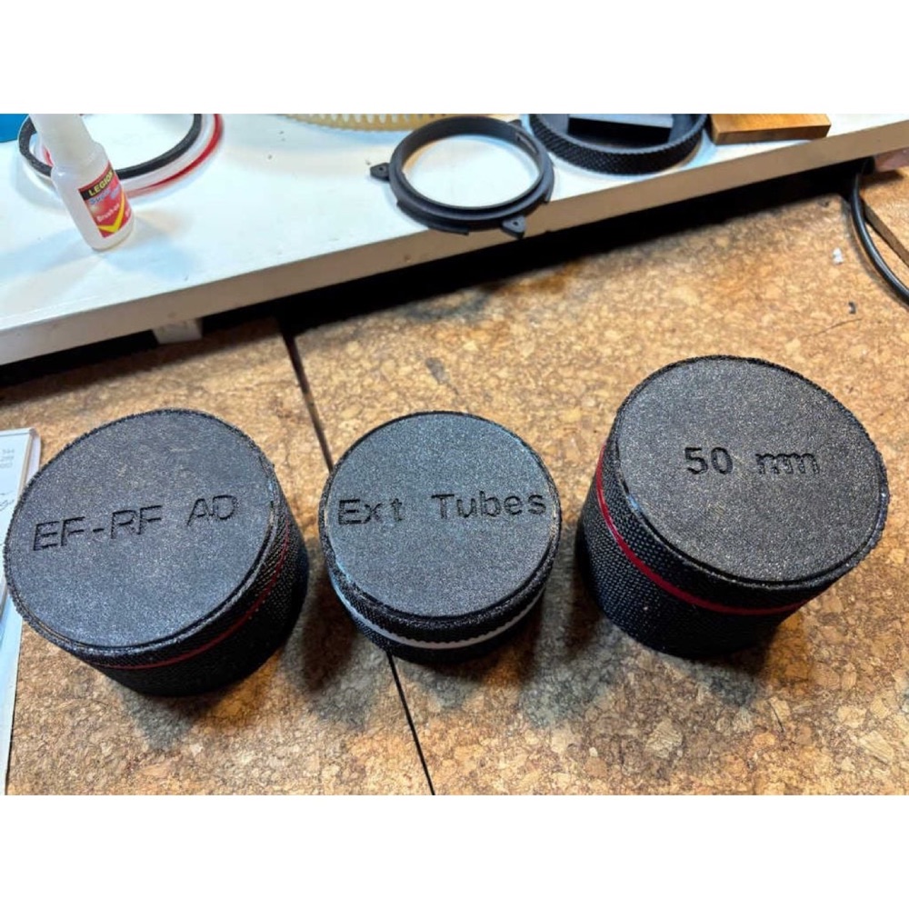Canon RF 24-105mm F4 için Çift Vidalı Kapaklı Objektif Saklama Kabı görsel 2