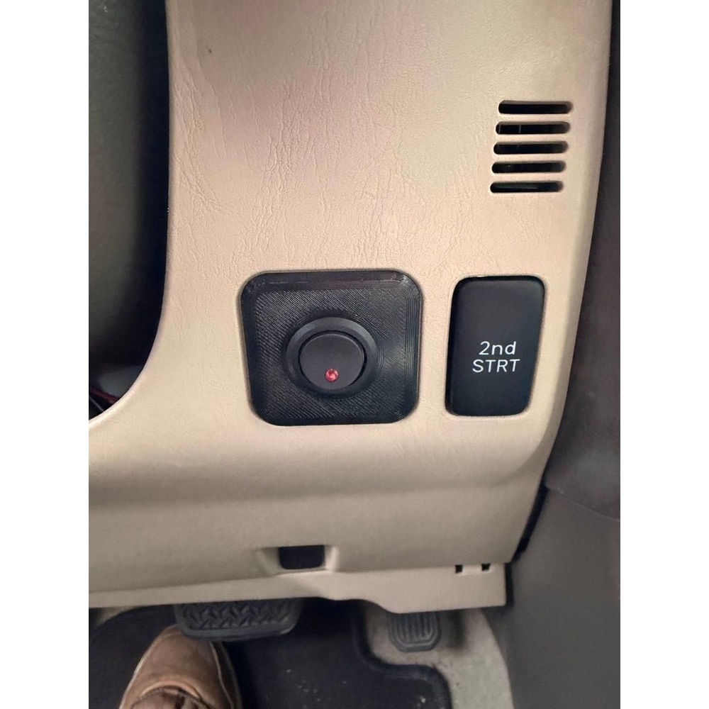 Toyota Land Cruiser 120 Tuş Boşluğu Kapağı