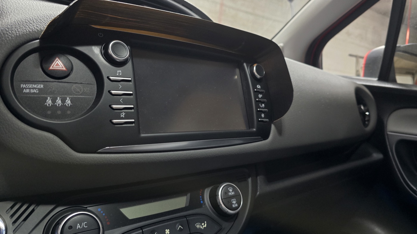 LCD Ekran Güneş Koruyucu (Toyota Yaris 2018) görsel 4