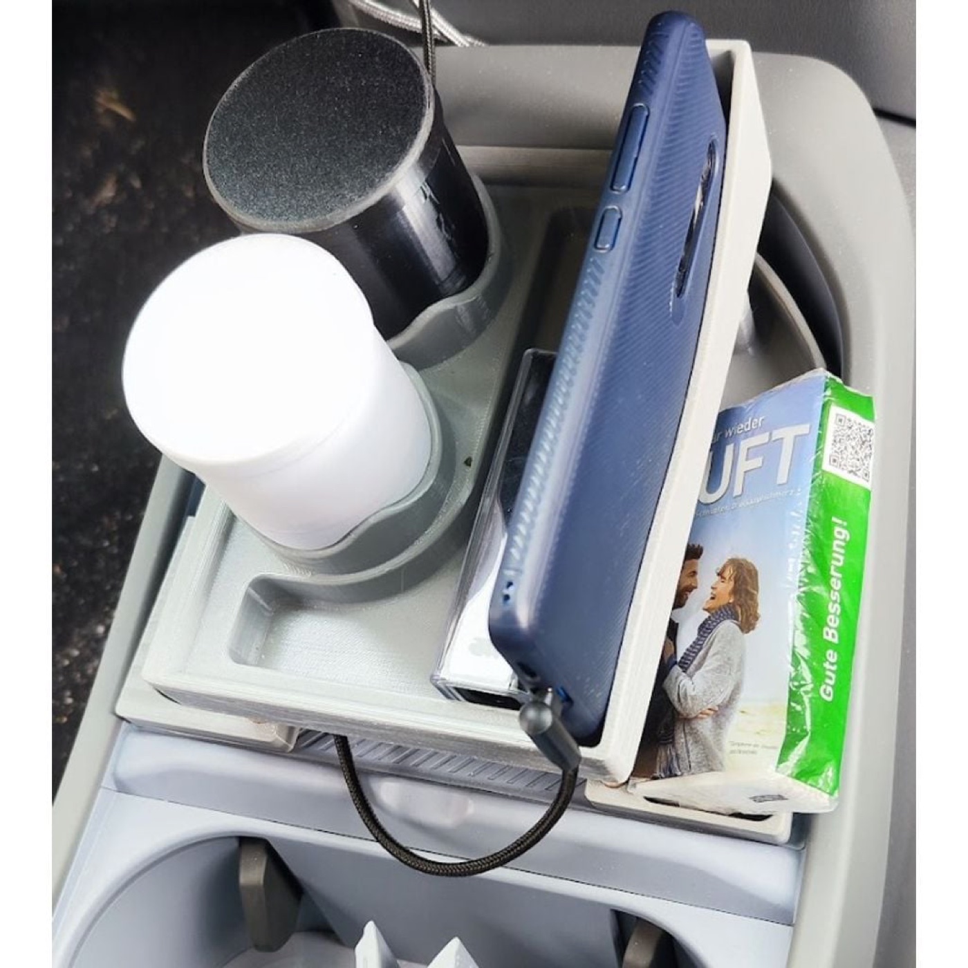 Kia EV3 Orta Konsol Saklama Bölmesi görsel 3