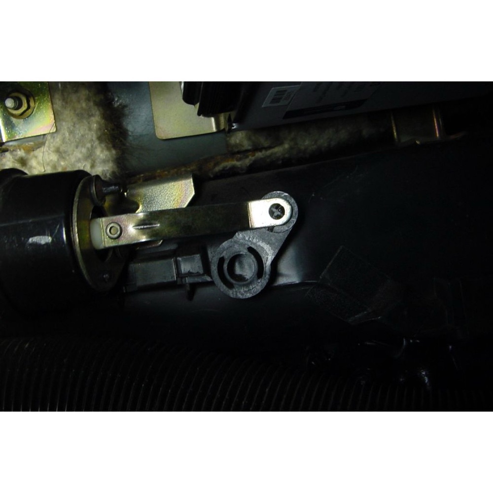 Mercedes W123/W126 Vakum Kolu Pim Rijitleme Parçası görsel 6
