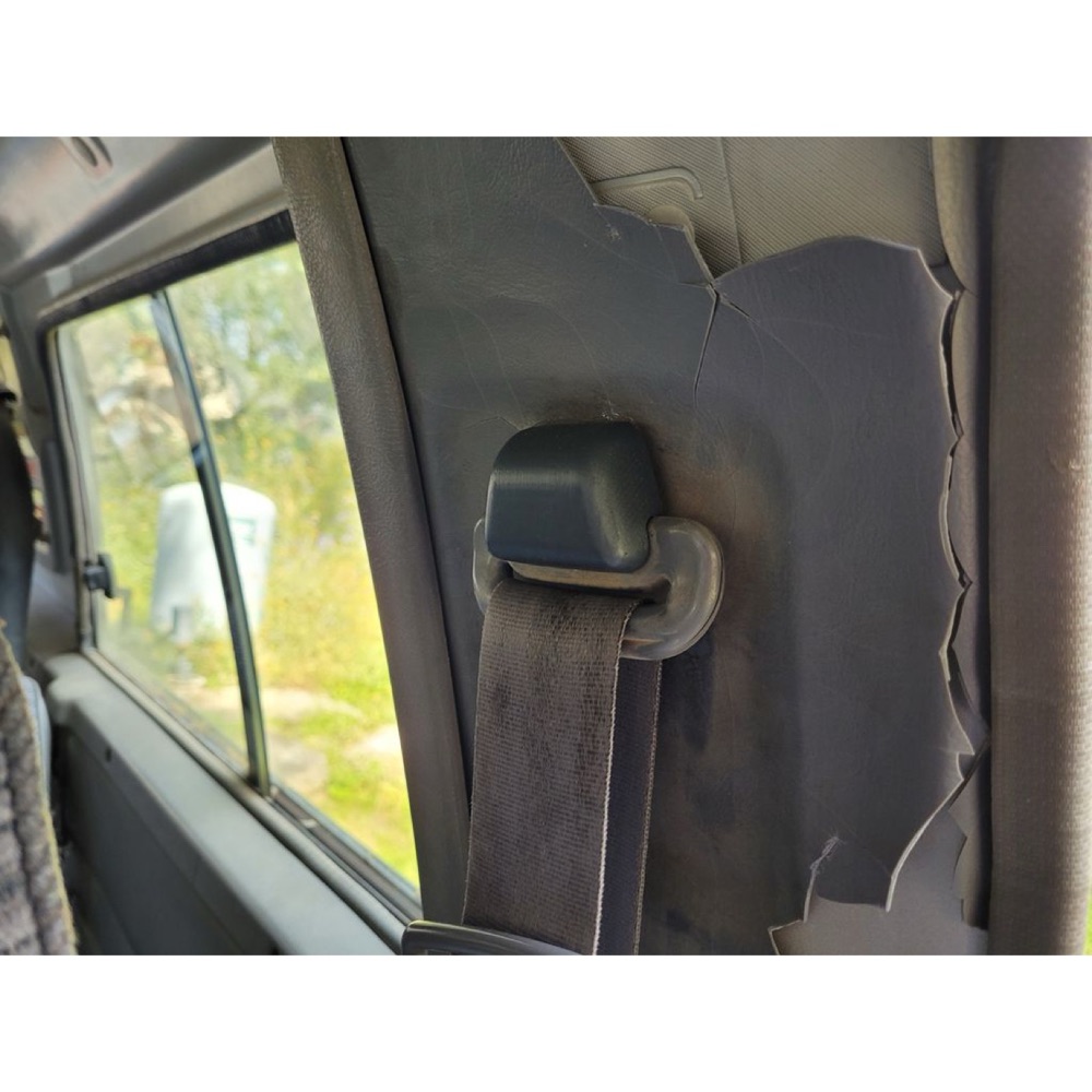 Toyota 4Runner 1. Nesil seat belt bolt Kapak