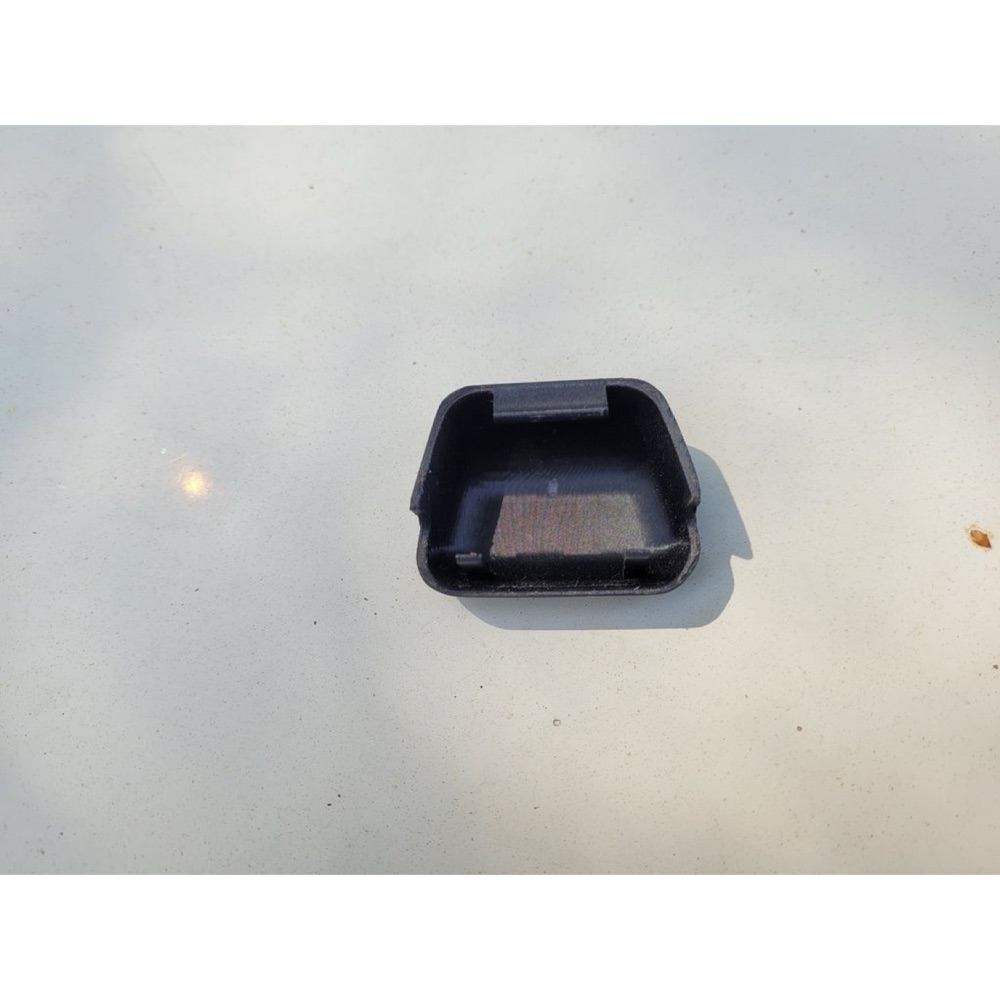 Toyota 4Runner 1. Nesil seat belt bolt Kapak görsel 4