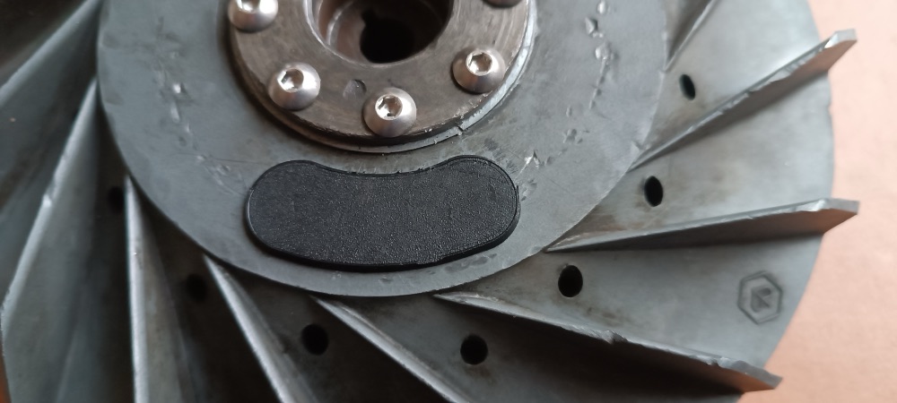 Vespa Volan Fanı Lastiği görsel 4
