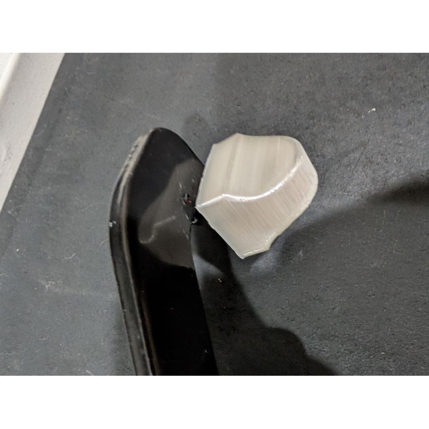 Volvo Penta Empeller Yuvası Motor Stop Tırnağı görsel 4