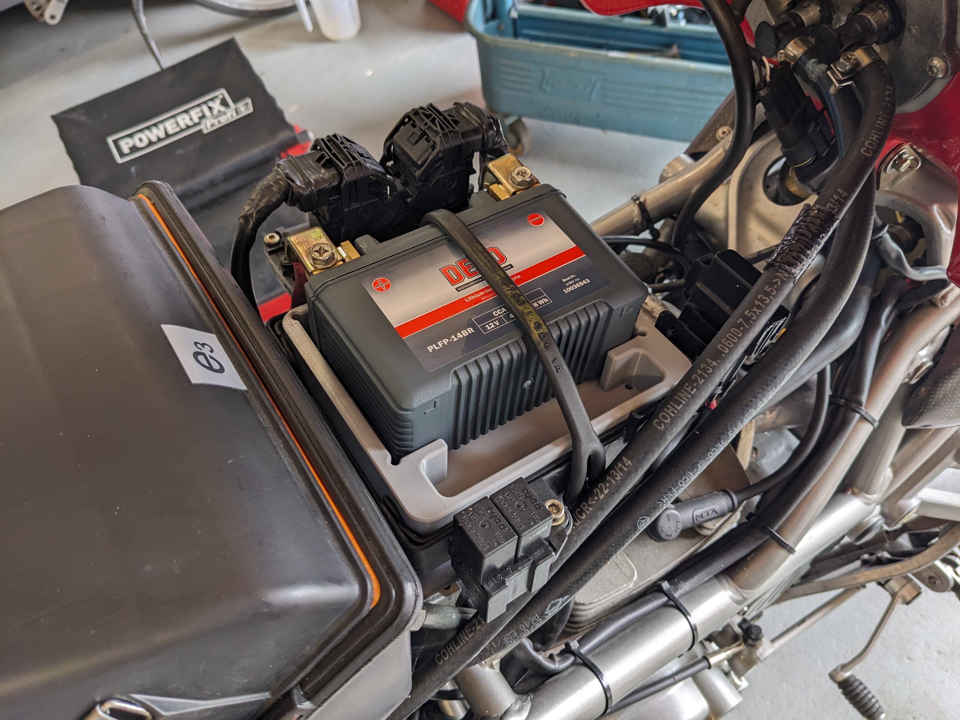 Ducati Monster Lityum Akü Adaptörü