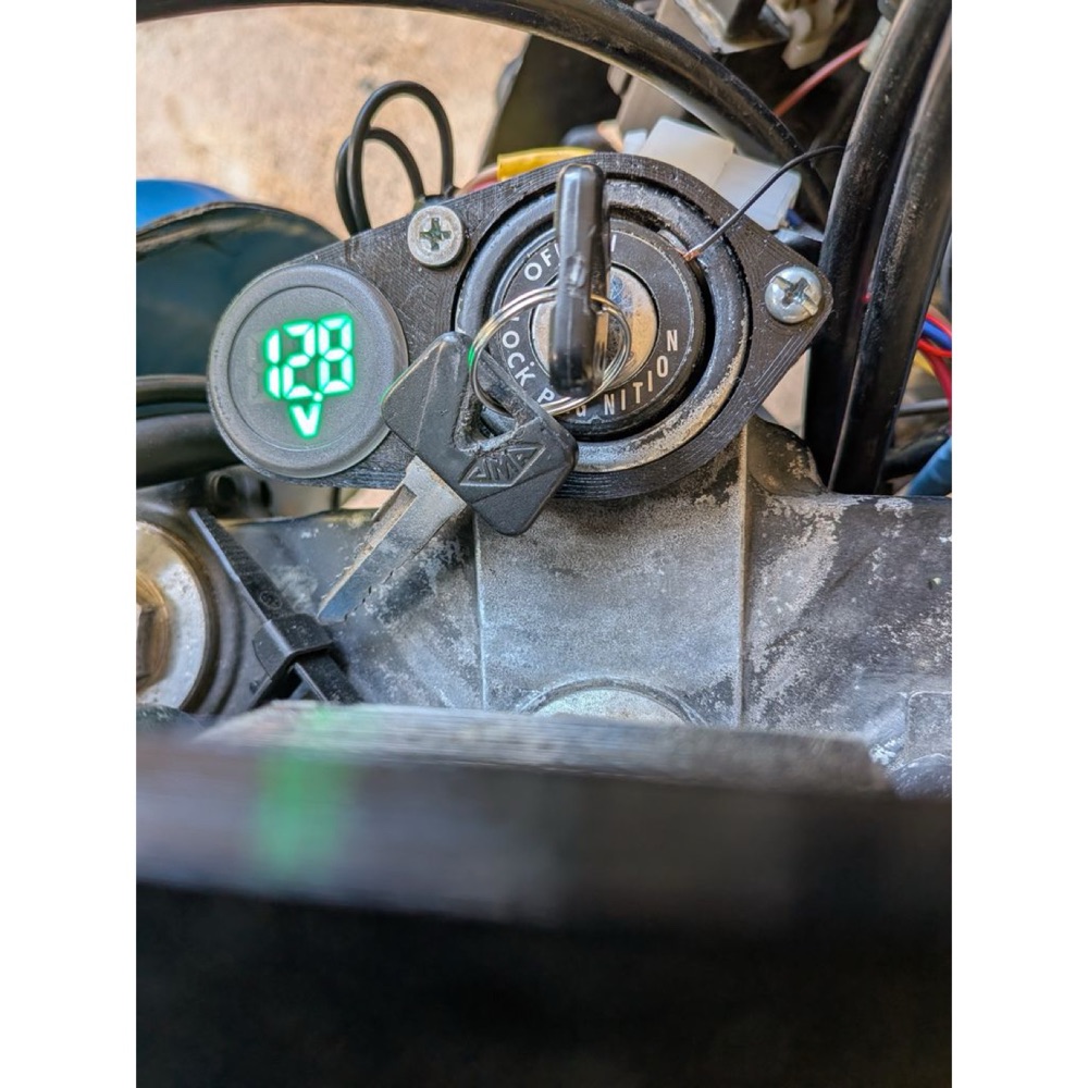 Voltmeter holder for motorcycle. Lock base 45mm, voltmeter 30mm