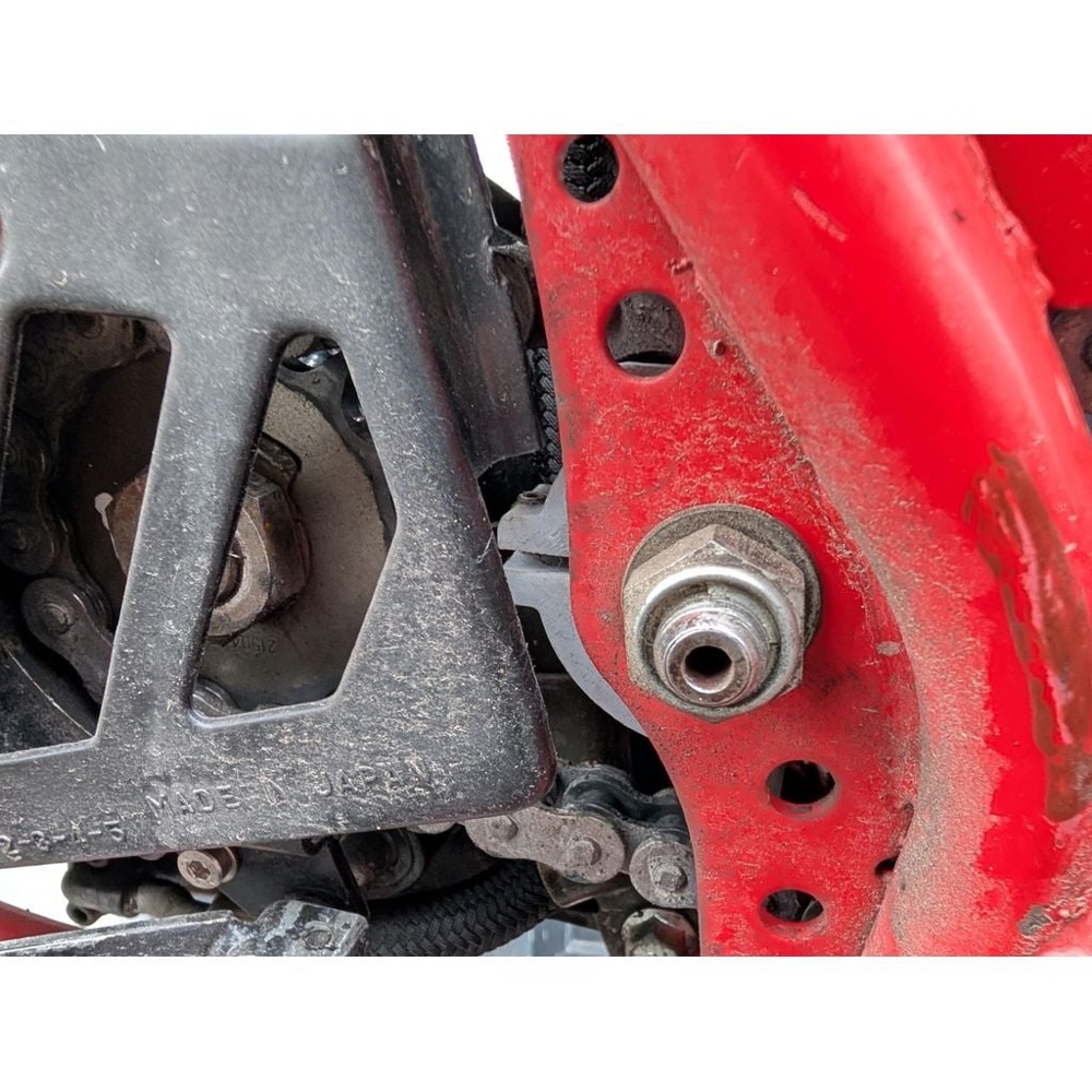 Yamaha XT600 Arka Kol Zincir Koruyucusu görsel 3
