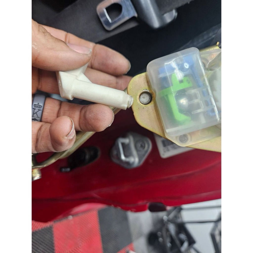 Toyota MR2 SW20 Emniyet Kemeri Çubuğu Kolu görsel 3