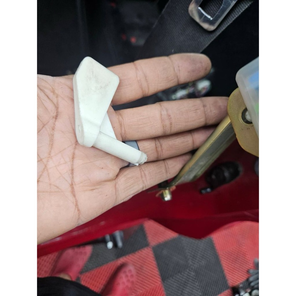 Toyota MR2 SW20 Emniyet Kemeri Çubuğu Kolu görsel 4