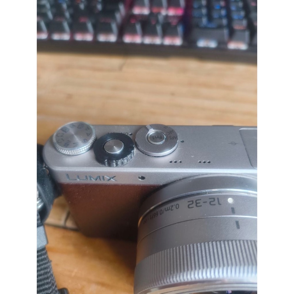 Panasonic Lumix DMC-GM1 Güç Düğmesi (Alternatif Tasarım) görsel 1