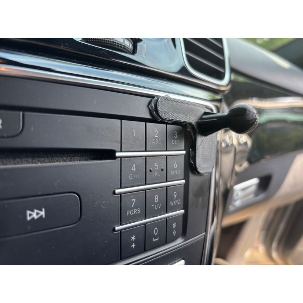 Mercedes Komut Sistemi 17mm Telefon Montaj Kiti görsel 2