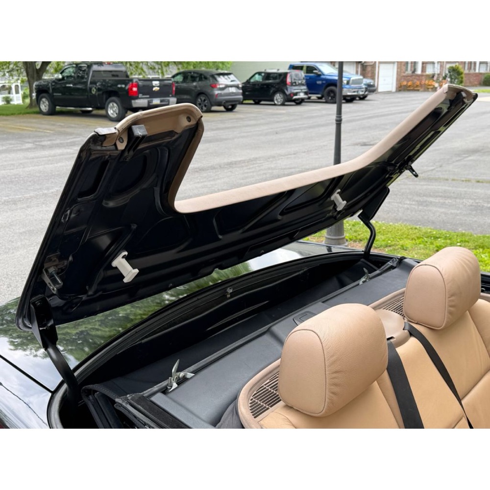 Üst Örtü Ayak Parçası (BMW E36 Cabrio Uyumlu)