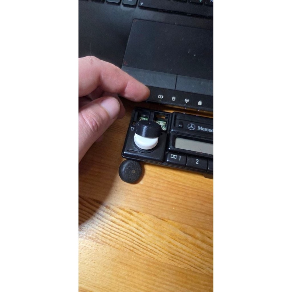 Becker Radyo Kod Çarkı (Mercedes W124/W140/W210) görsel 2