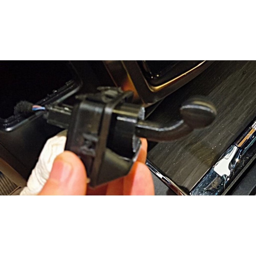 Ford F-150 Bozuk Para Gözü Telefon Tutucu Adaptörü
