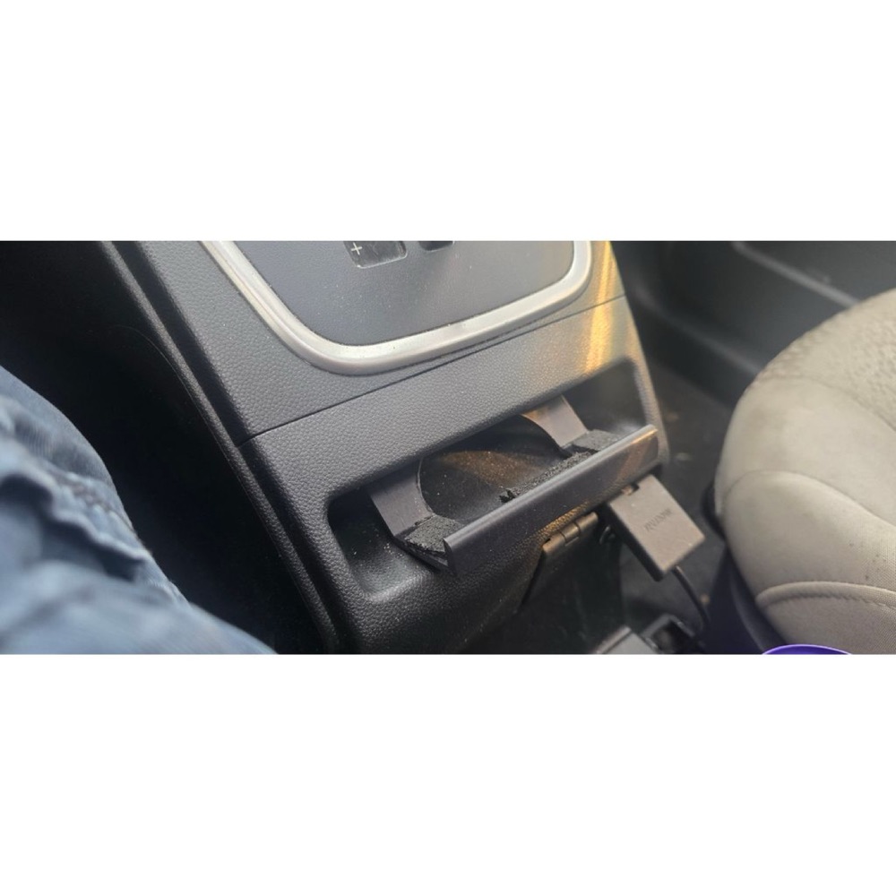 Mazda 5 CW Telefon Tepsisi görsel 2
