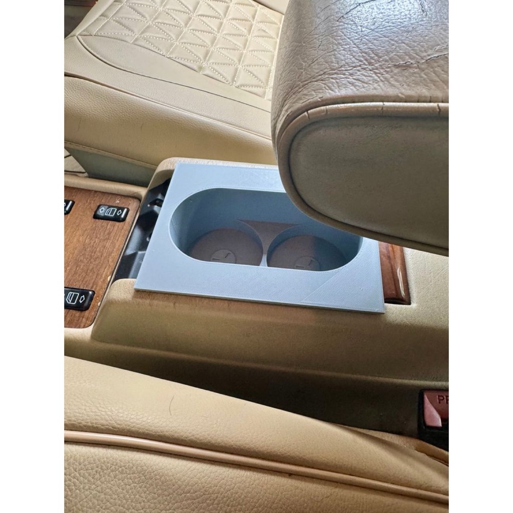 Mercedes W126 İkili Bardaklık (Kabin Kasa Altı) görsel 3