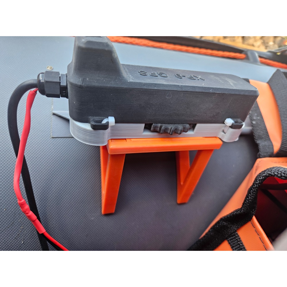 XP-9 GPS Pusula Montajı (Şişme PVC Tekne Lik Hattı)