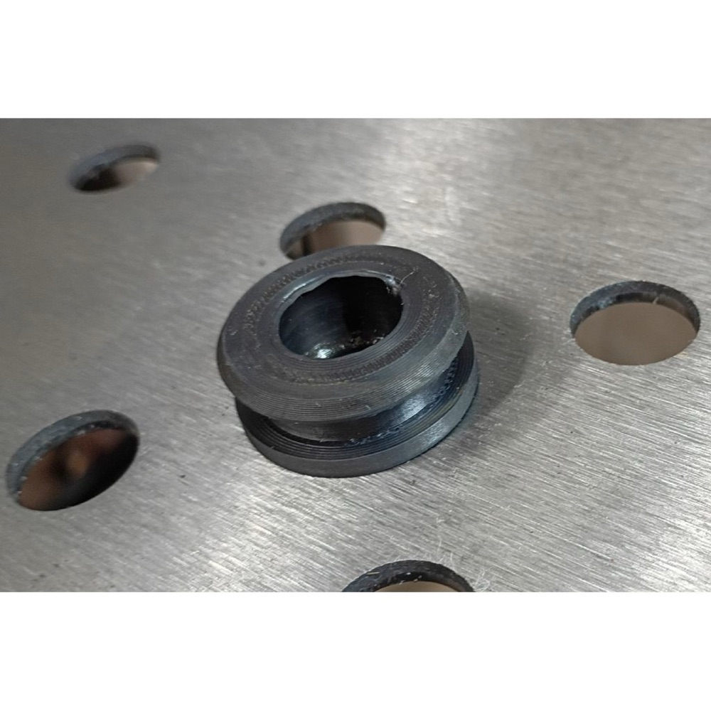 Volkswagen Karmann Ghia Alt Kılavuz Cubugu Bushing görsel 2