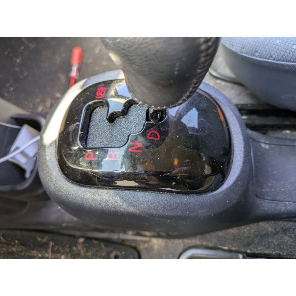 Mitsubishi i-MiEV Vites Kızağı görsel 3