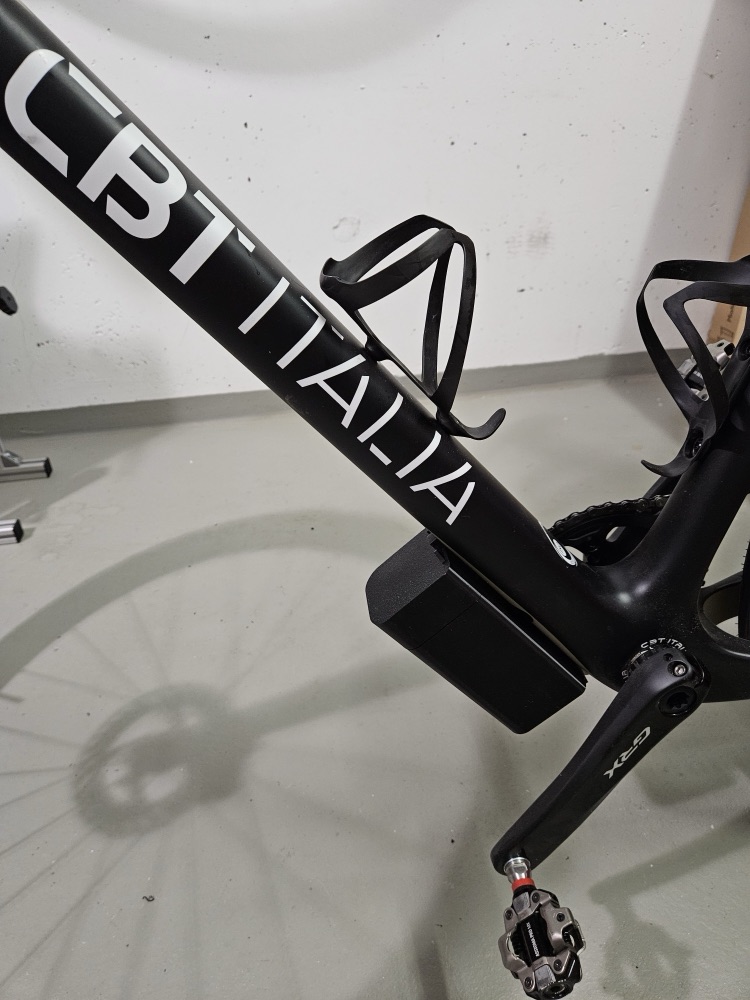 Bisiklet Alt Boru (Downtube) Alet Kutusu görsel 1