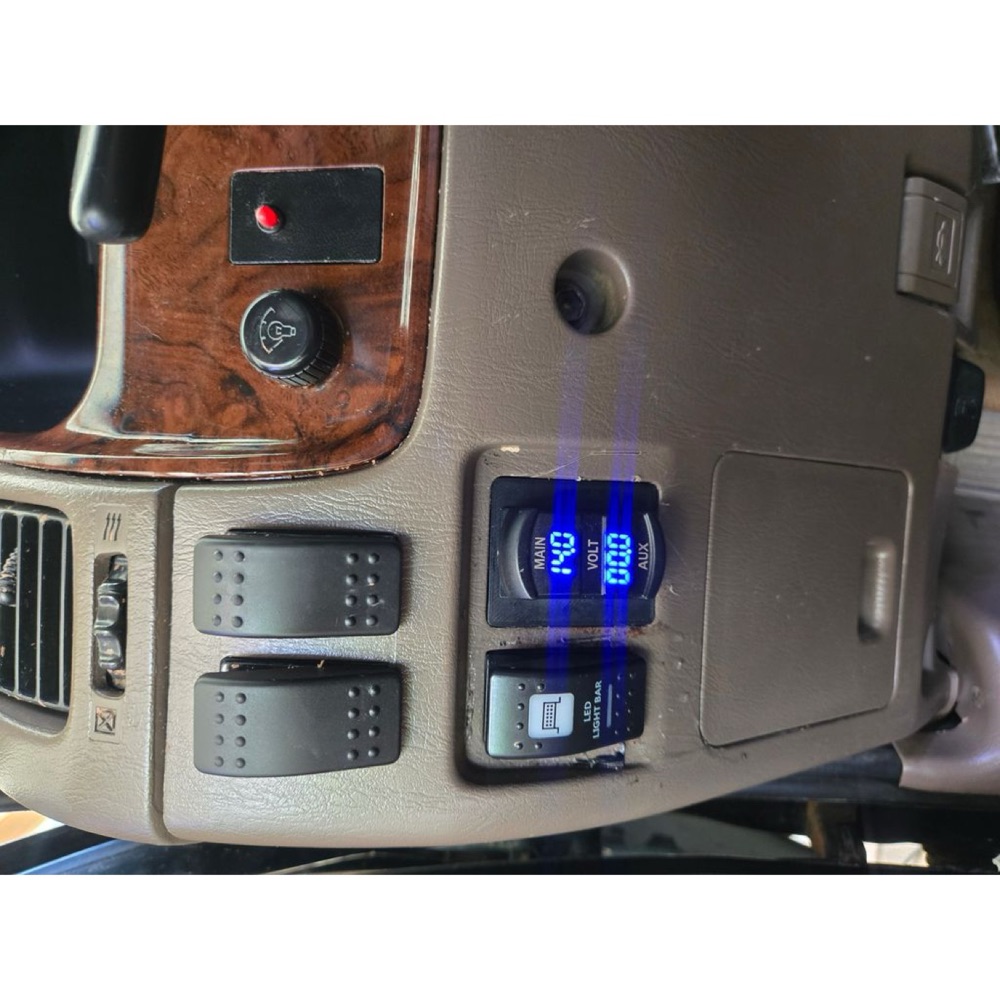 Toyota 4Runner 3. Nesil Büyük Plaka Anahtar Adaptörü