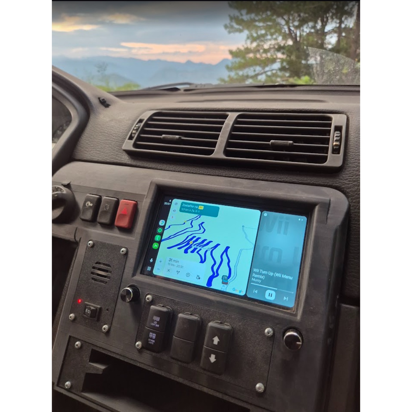 Range Rover P38 Orta Konsol Gövdesi görsel 4